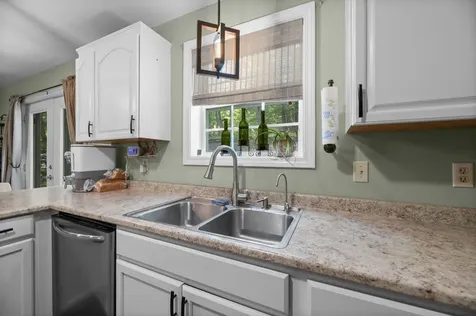243 Harrison Avenue Gardiner ME 04345