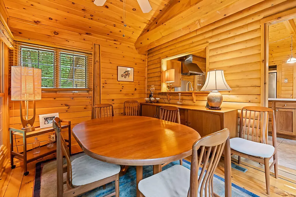 64 Parsons Road Norway ME 04268