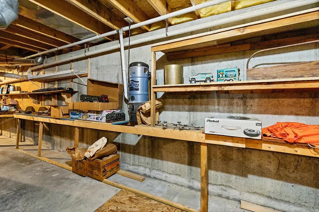 64 Parsons Road Norway ME 04268