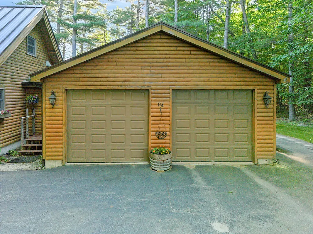 64 Parsons Road Norway ME 04268
