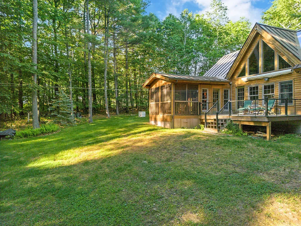 64 Parsons Road Norway ME 04268