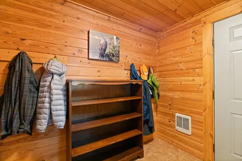 64 Parsons Road Norway ME 04268