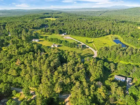 64 Parsons Road Norway ME 04268