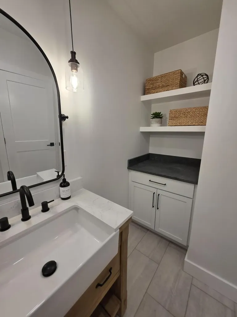 1288 Litchfield Road Bowdoin ME 04287