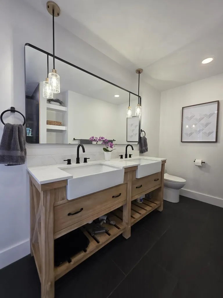 1288 Litchfield Road Bowdoin ME 04287
