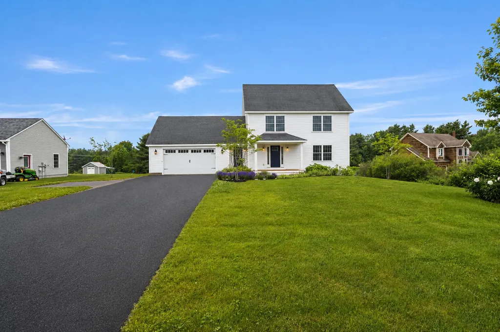 39 Snowberry Drive Gorham ME 04038