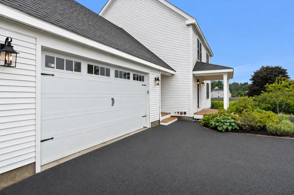 39 Snowberry Drive Gorham ME 04038