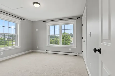 39 Snowberry Drive Gorham ME 04038