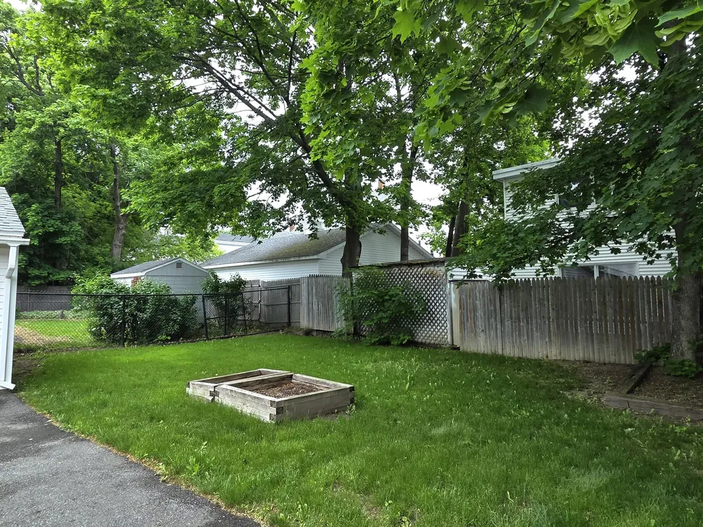 141 Forest Avenue Bangor ME 04401