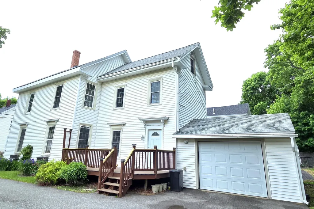141 Forest Avenue Bangor ME 04401
