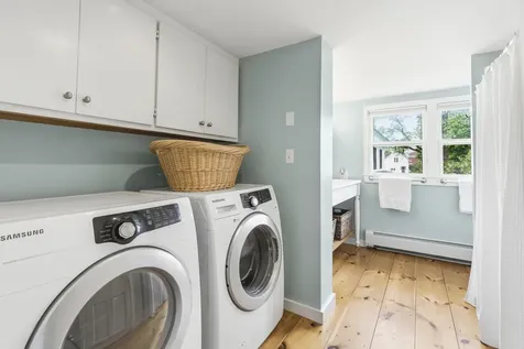 23 Portland Street Yarmouth ME 04096