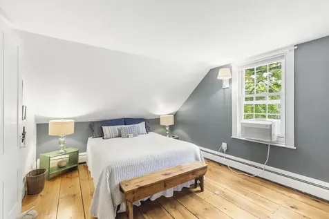 23 Portland Street Yarmouth ME 04096