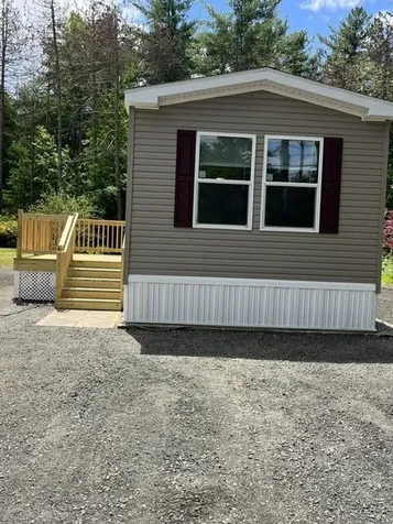2196 Sanford Road Wells ME 04090