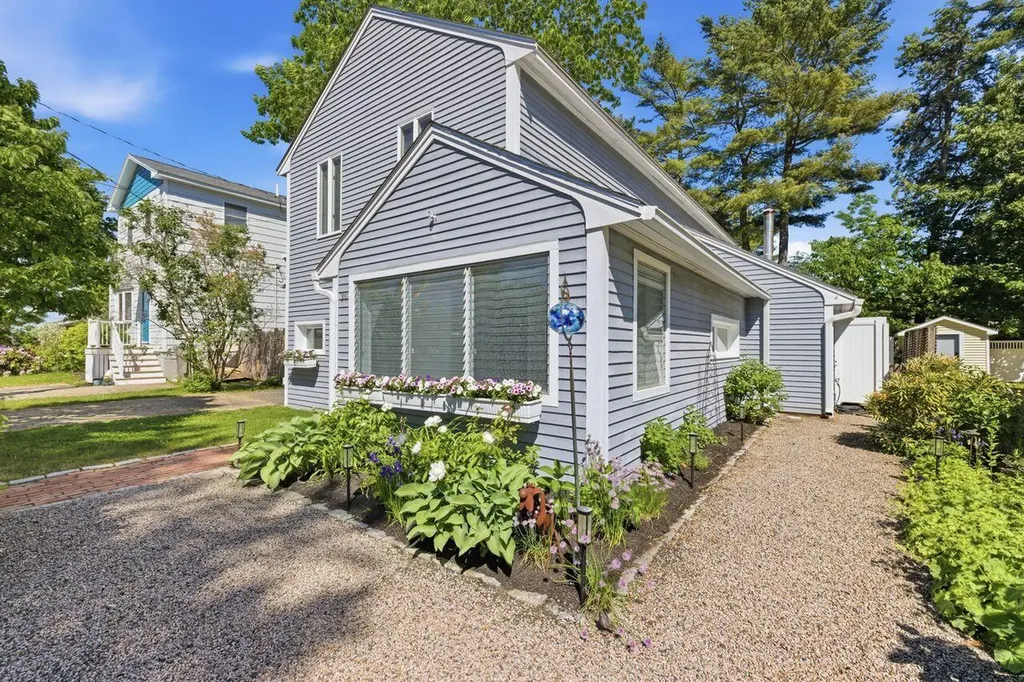 30 Seaview Avenue Ogunquit ME 03907
