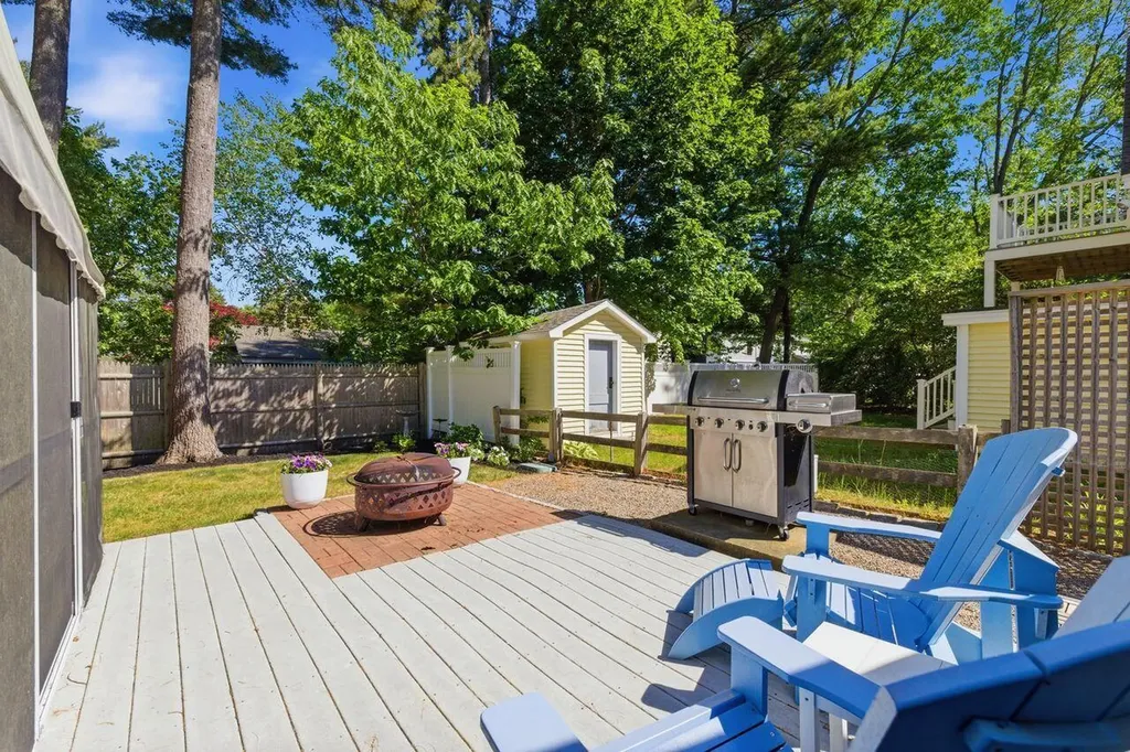 30 Seaview Avenue Ogunquit ME 03907