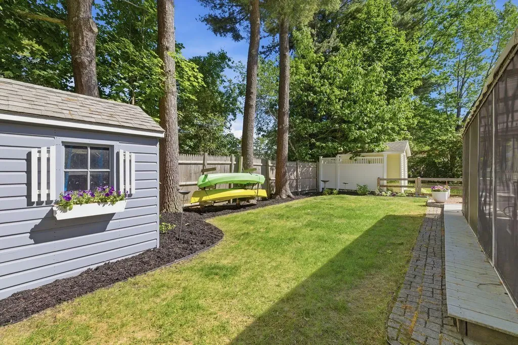 30 Seaview Avenue Ogunquit ME 03907