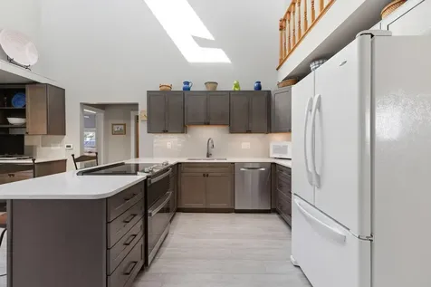 30 Seaview Avenue Ogunquit ME 03907