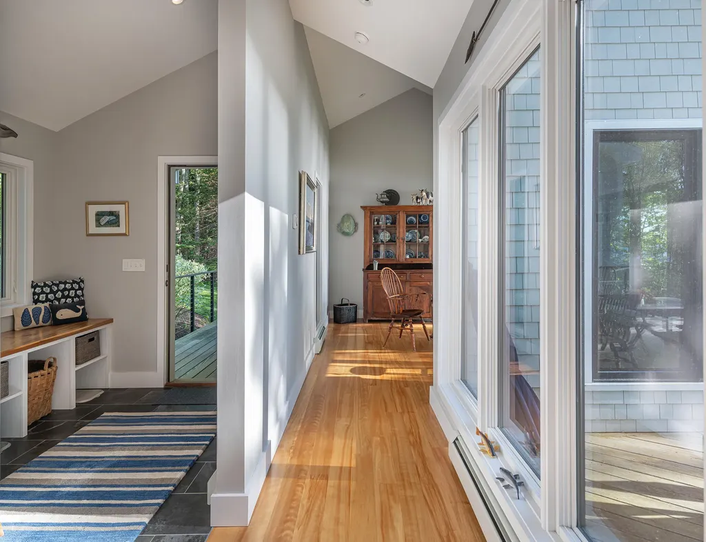 637 Ocean Point Road Boothbay ME 04544