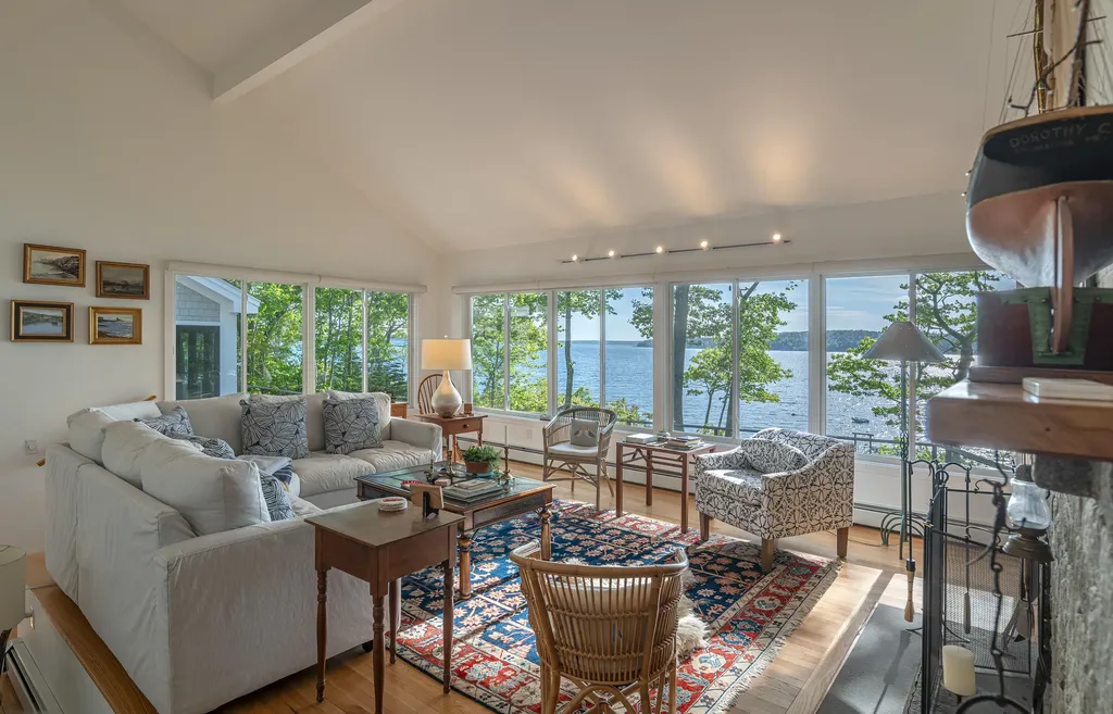 637 Ocean Point Road Boothbay ME 04544