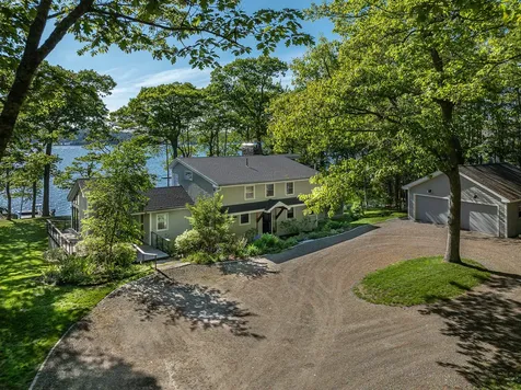 637 Ocean Point Road Boothbay ME 04544