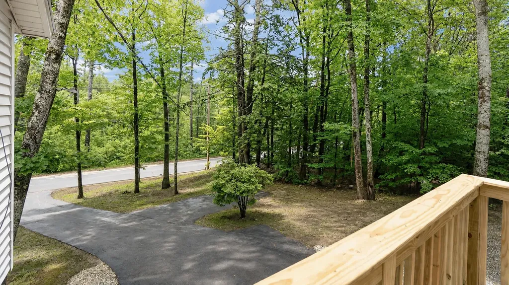 152 Blake Road Standish ME 04084