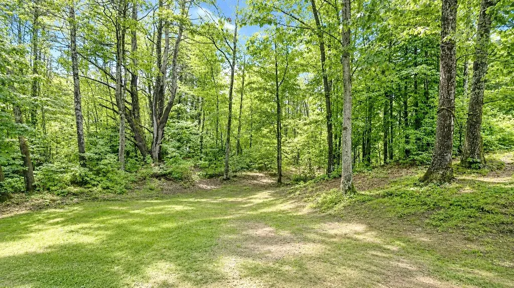152 Blake Road Standish ME 04084