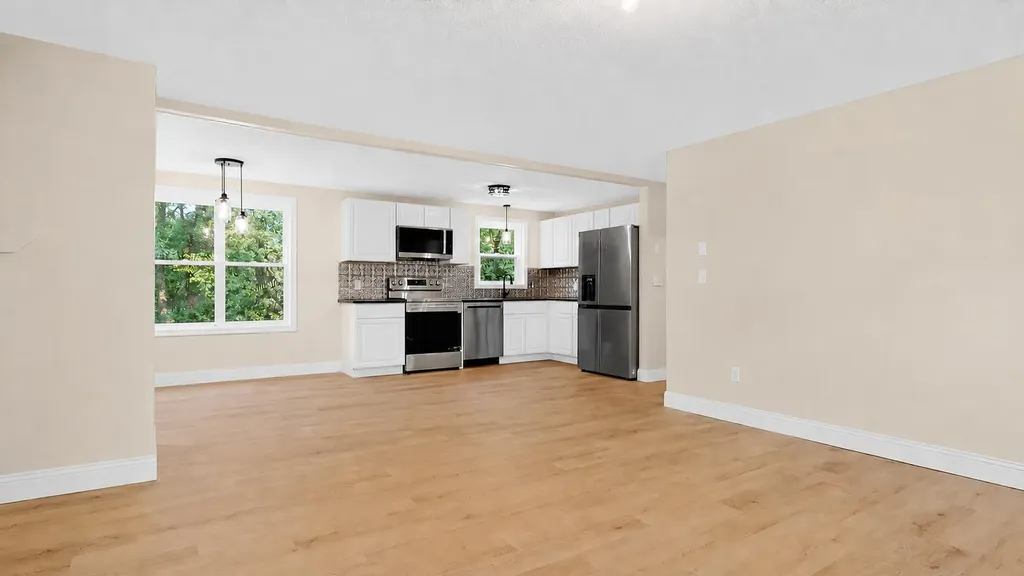 152 Blake Road Standish ME 04084