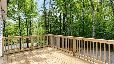 152 Blake Road Standish ME 04084