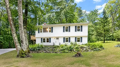152 Blake Road Standish ME 04084