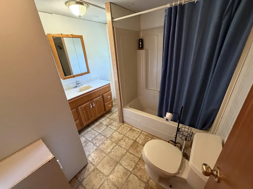 199 Dunn Road Dexter ME 04930