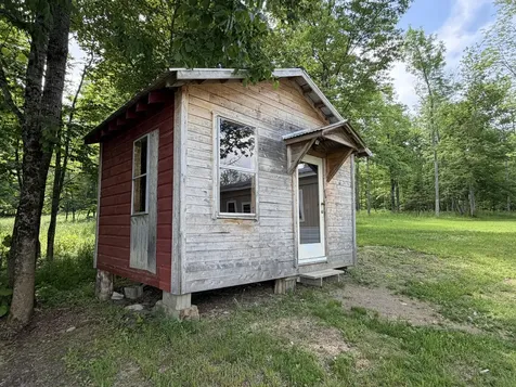 199 Dunn Road Dexter ME 04930