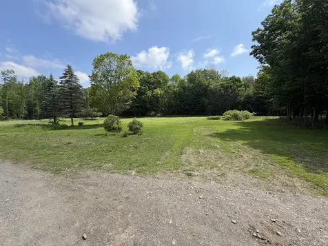 199 Dunn Road Dexter ME 04930