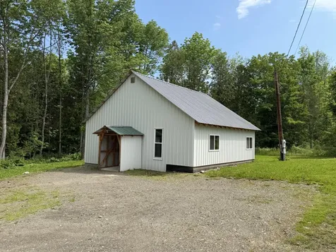 199 Dunn Road Dexter ME 04930