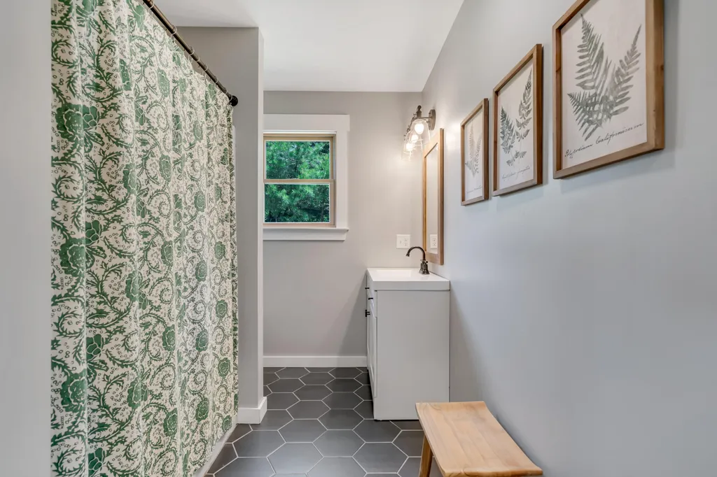 15 Cote Way Eustis ME 04936