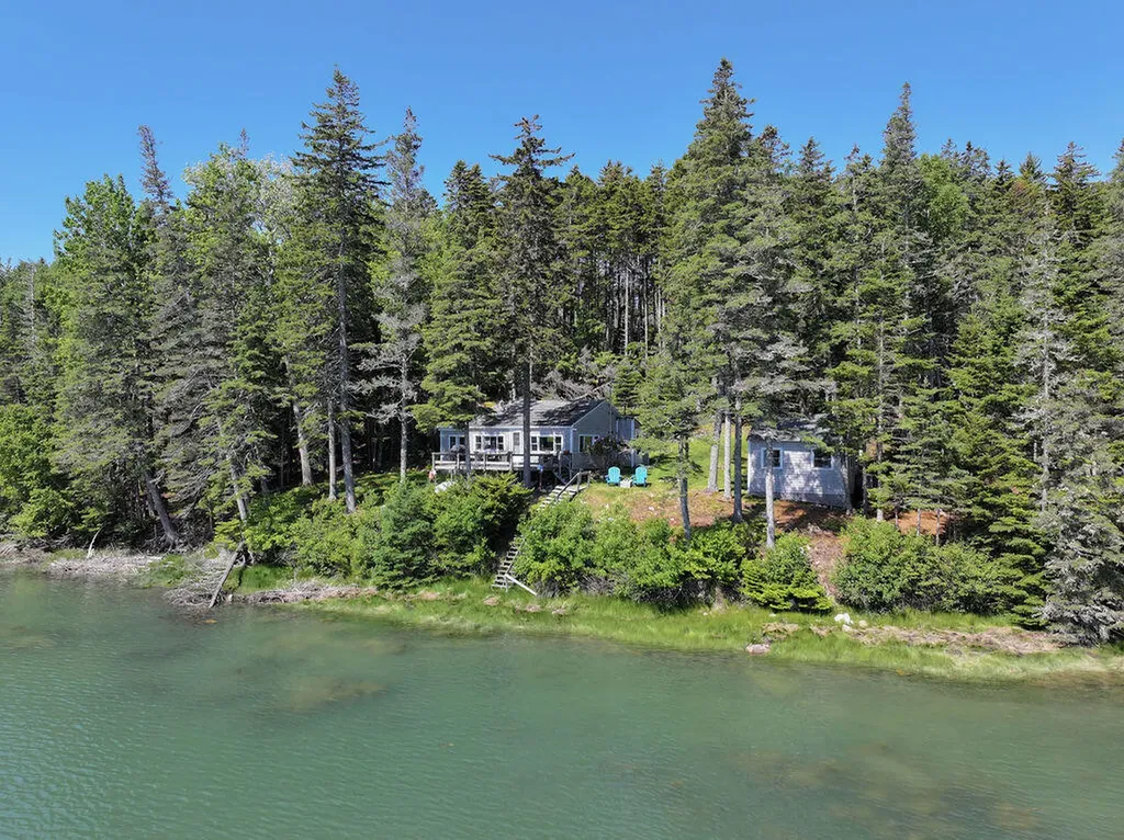 37 Webb Cove Way Stonington ME 04681