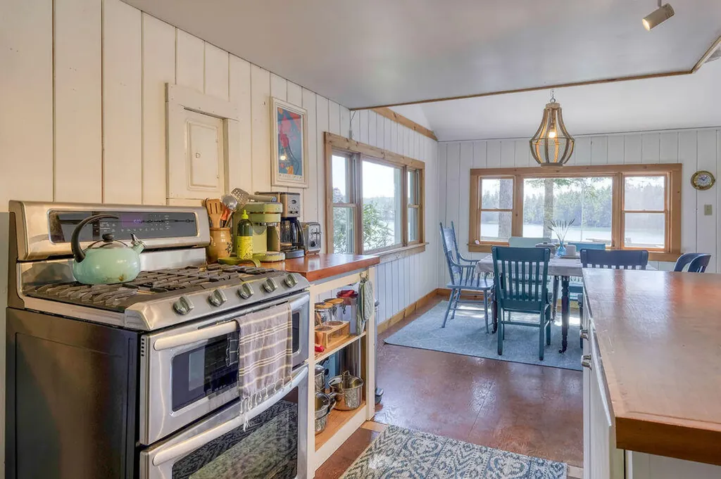 37 Webb Cove Way Stonington ME 04681