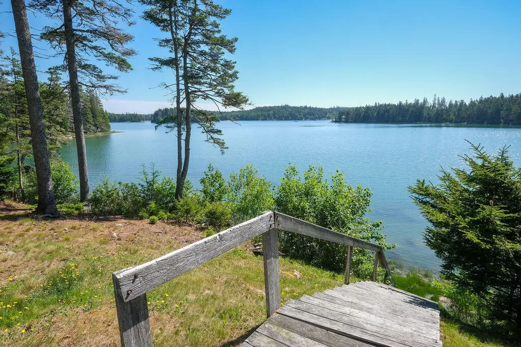 37 Webb Cove Way Stonington ME 04681