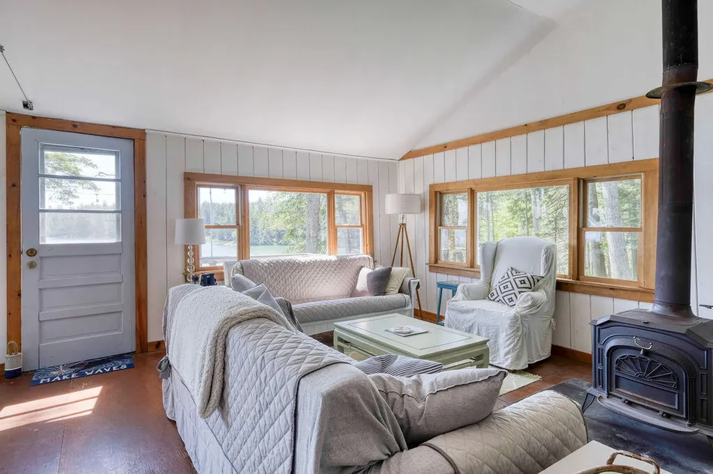 37 Webb Cove Way Stonington ME 04681