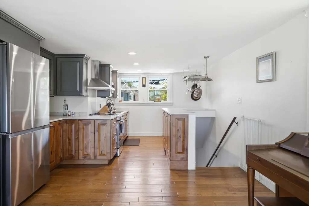 1081 Kings Highway Kennebunkport ME 04046