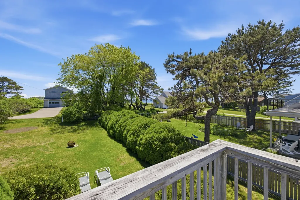 1081 Kings Highway Kennebunkport ME 04046