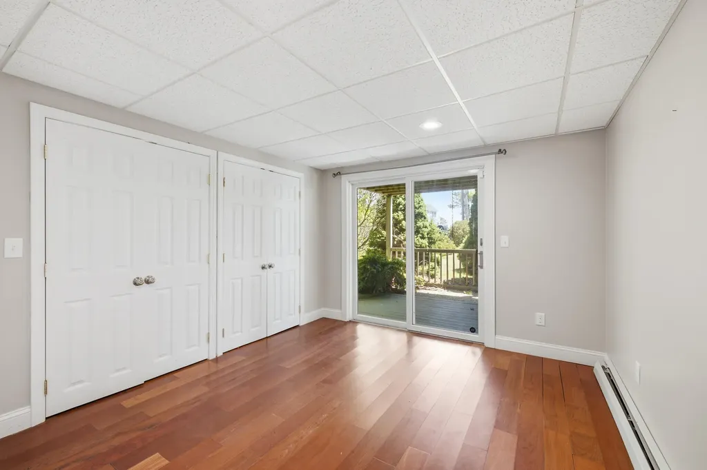 1081 Kings Highway Kennebunkport ME 04046