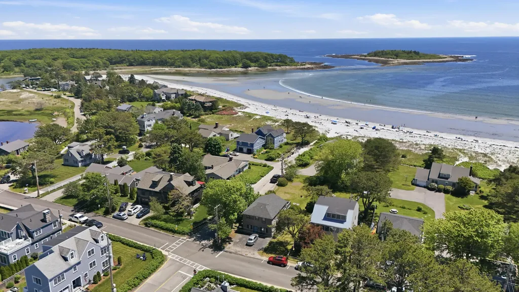 1081 Kings Highway Kennebunkport ME 04046