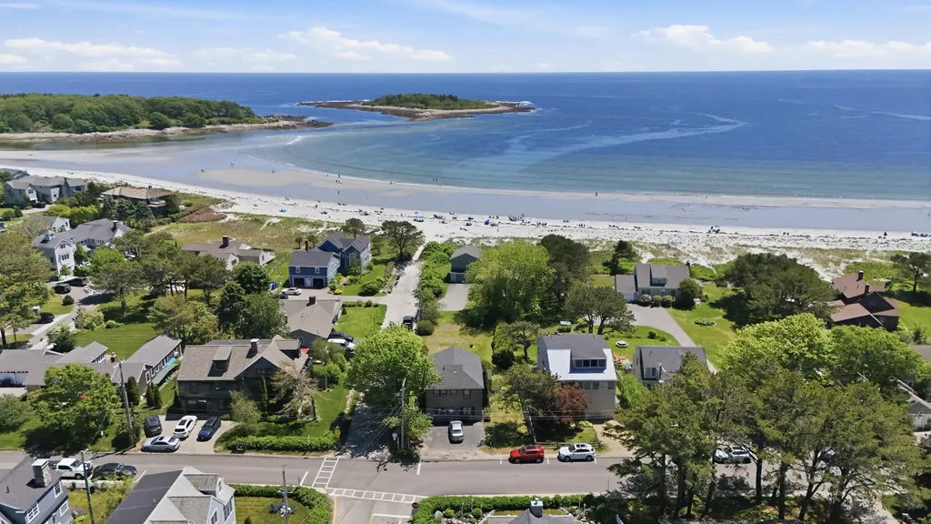 1081 Kings Highway Kennebunkport ME 04046