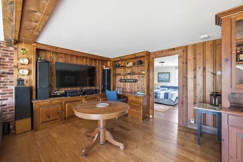 1081 Kings Highway Kennebunkport ME 04046