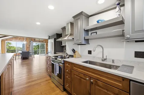 1081 Kings Highway Kennebunkport ME 04046
