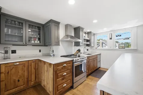 1081 Kings Highway Kennebunkport ME 04046