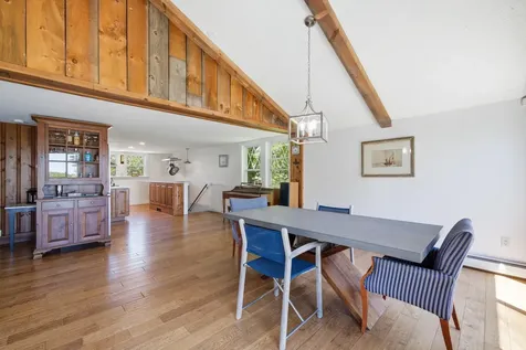 1081 Kings Highway Kennebunkport ME 04046