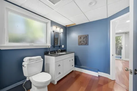 1081 Kings Highway Kennebunkport ME 04046