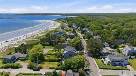 1081 Kings Highway Kennebunkport ME 04046