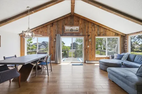 1081 Kings Highway Kennebunkport ME 04046